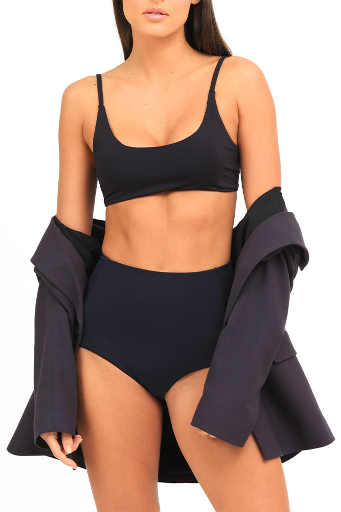 Top Emy Black